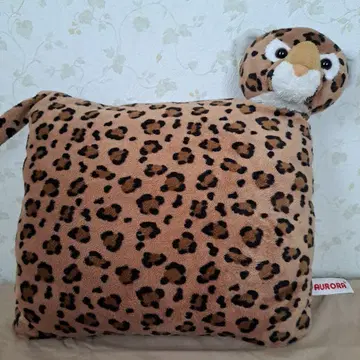 레오파드 무늬 봉제 인형 쿠션