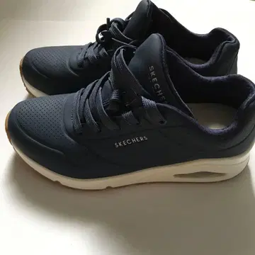 Skechers 24cm air-cooled Memory foam