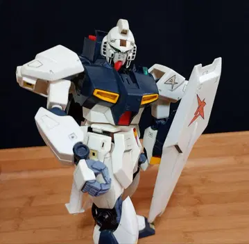 MG 건담 프라모델 1/100 조립 완료
