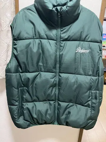 Radiancy 그린 다운 베스트 L 사이즈