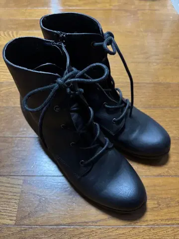 블랙 레이스업 부츠 중간 굽 하카마용 부츠 25cm