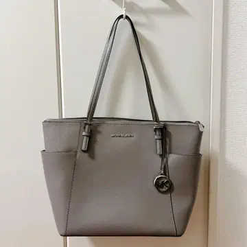 MICHAEL KORS 마이클코어스 토트백 그레이