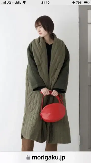 숲의 학교 매트한 질감의 복슬복슬 퀼트 코트 카키