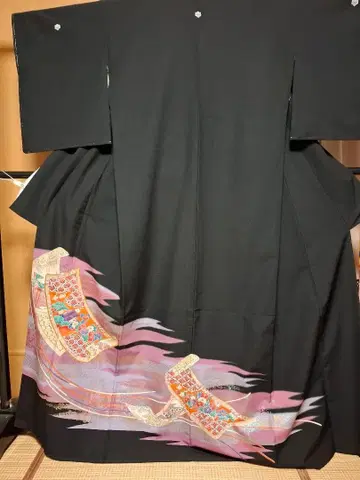 블랙 전통 예복 기모노 칠색 라메