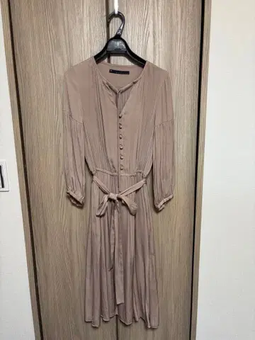 마르티니크 베이지 셔츠 원피스 긴팔