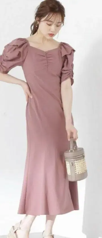퍼프 슬리브 스퀘어 넥 롱 원피스 핑크