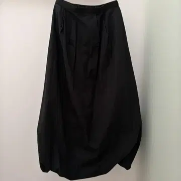 나곤스탠스 벌룬 스커트 블랙 36