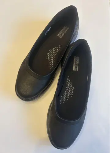 스케쳐스 온 더 고 드리미 나이트 아웃 24.5cm