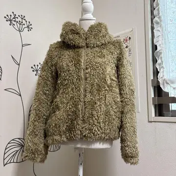 츠모리치사토 보아 자켓
