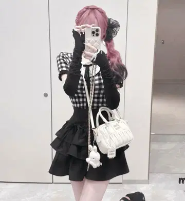 HONEYMEW 허니뮤우 깅엄 체크 니트 상의