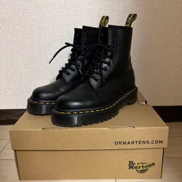 [새상품급] Dr.Martens 8홀 부츠 1460BEX