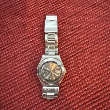 Swatch 쿼츠 손목시계 블랙
