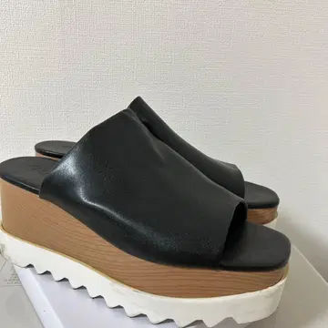 블랙 웨지솔 샌들