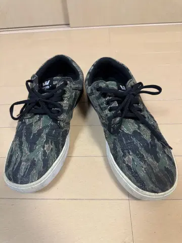 supra 수프라 스니커즈 타이거 카모 29.5