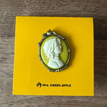 Mrs. GREEN APPLE 핀 배지