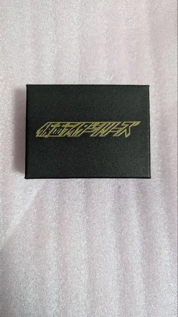 가면라이더 더블 넥타이핀
