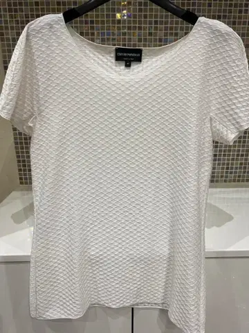 엠포리오 아르마니 여성용 상의 화이트 심플