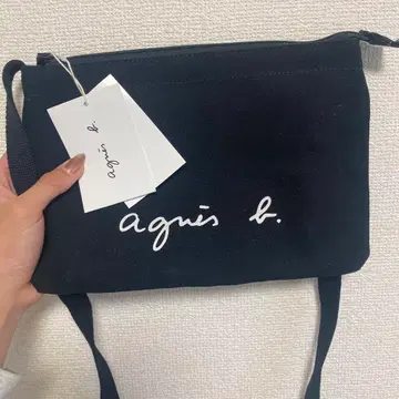 [ agnes b. ] 사코슈