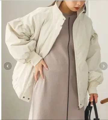 hunch치 충전솜 스탠드 블루종 자켓 아이보리 발수 가공