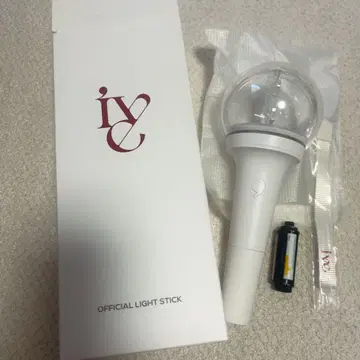IVE Official Light Stick