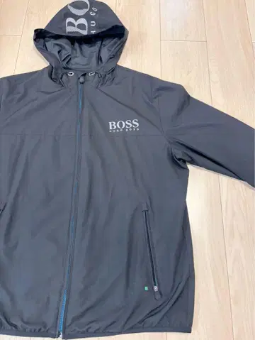 [ 새상품급 ] HUGO BOSS 나일론 자켓 방수 성능 XXL