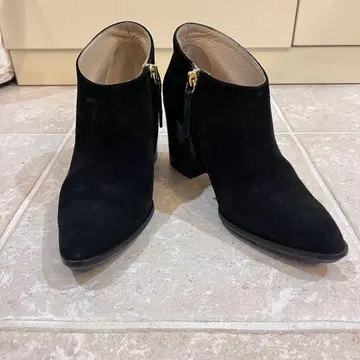 vicini 블랙 스웨이드 지퍼 부티 36 23cm