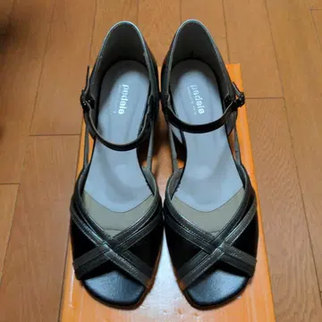 페달라 pedala 스트랩 펌프스 23.5cm 블랙/실버