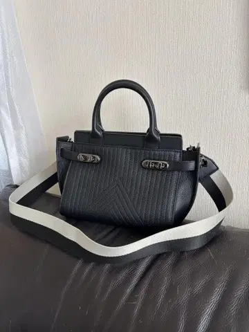미사용 숄더백 블랙