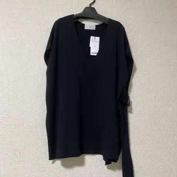 새상품 야마다야 Vin 블랙 V넥 오버 사이즈 상의