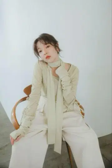 andequal 리본 슬리브 탑 실버