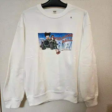 유니클로 드래곤볼 맨투맨 M