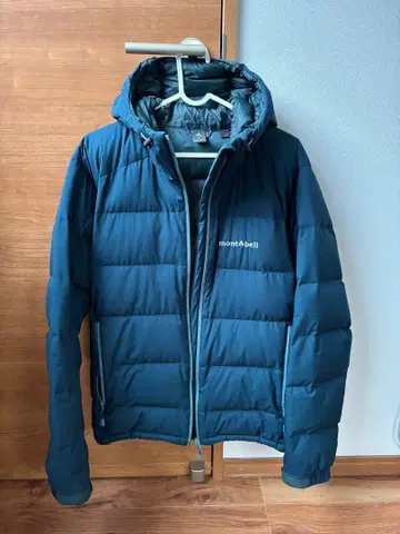 mont-bell 파마로스트 라이트 다운 파카 GORE-TEX