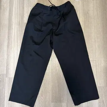 릴렉스 울 와이드 팬츠 드로우 스트링