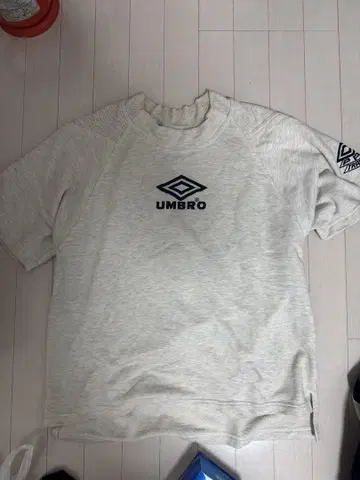 UMBRO 그레이 T셔츠 래글런 소매