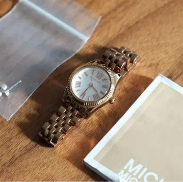 MICHAEL KORS 마이클코어스 핑크 골드 손목시계