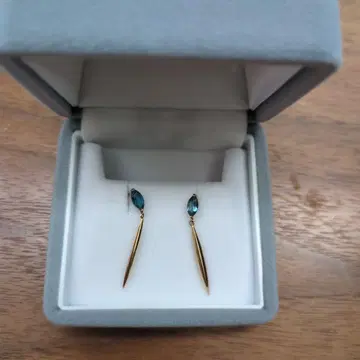 K10 런던 블루 토파즈 귀걸이 바 귀걸이