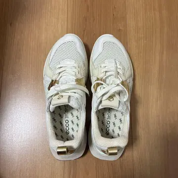 ecco biom 바이옴 여성용 스니커즈 미사용 새상품
