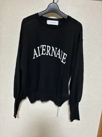 니트 로고 비침 새상품 미사용