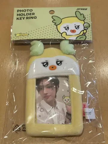 ATEEZ 라인프렌즈 마이티즈 포토홀더 민기