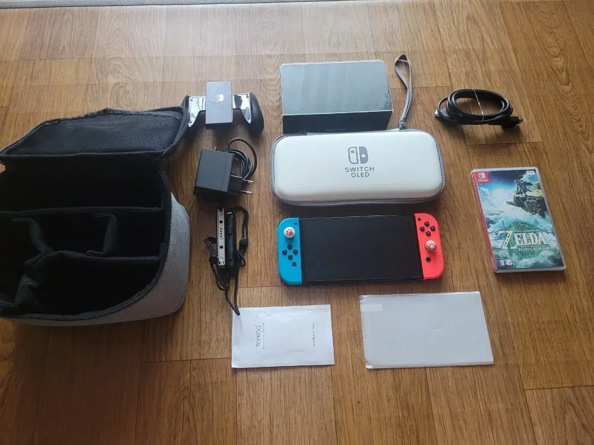 Nintendo Switch OLED + Zelda Tears of the Kingdom