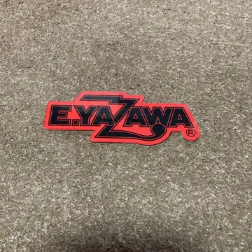 E.YAZAWA 플라스틱 엠블럼 로고 스티커 빨검