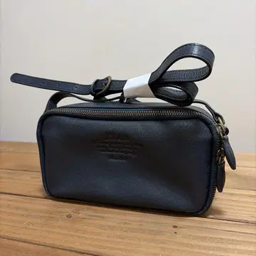 Dakota 네이비 숄더백