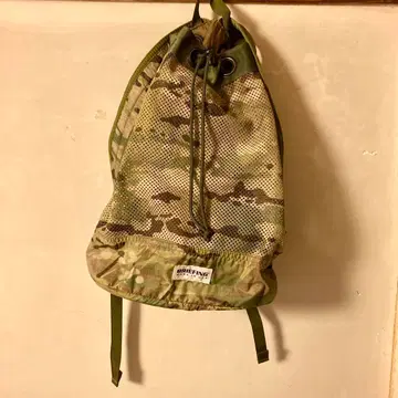 BRIEFING 브리핑 백팩 카모 패턴