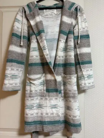 goa 네이티브 무늬 후드 부착 가디건