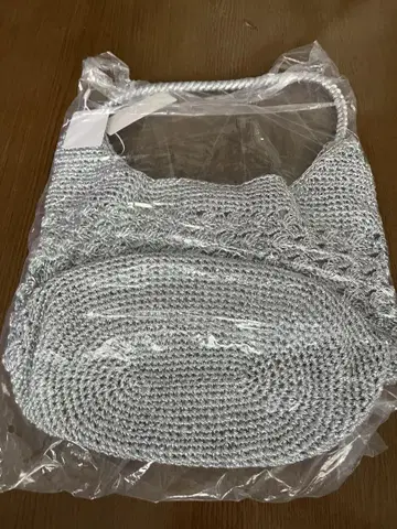 메탈릭얀 백 어반 리서치