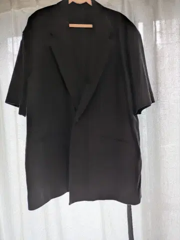 UJOH 블랙 테일러드 자켓