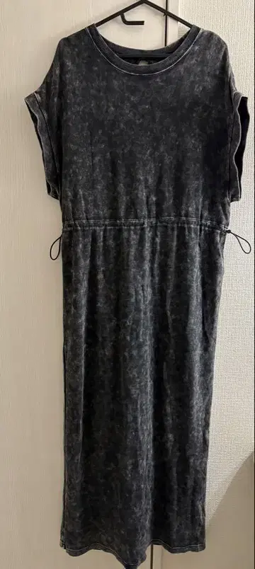 [ JEANASIS ] 원피스 블랙 워시 가공?