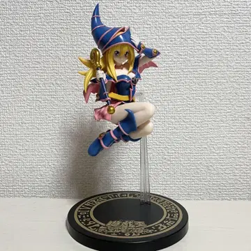 유희왕 블랙 매지션 걸 피규어