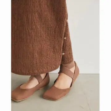 [ 한 번만 사용 ] 마우지 moussy 스퀘어토 플랫슈즈 펌프스