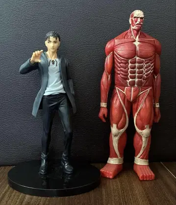 진격의 거인 엘렌 예거 & 초 대형 거인 소프트 비닐 2체 세트